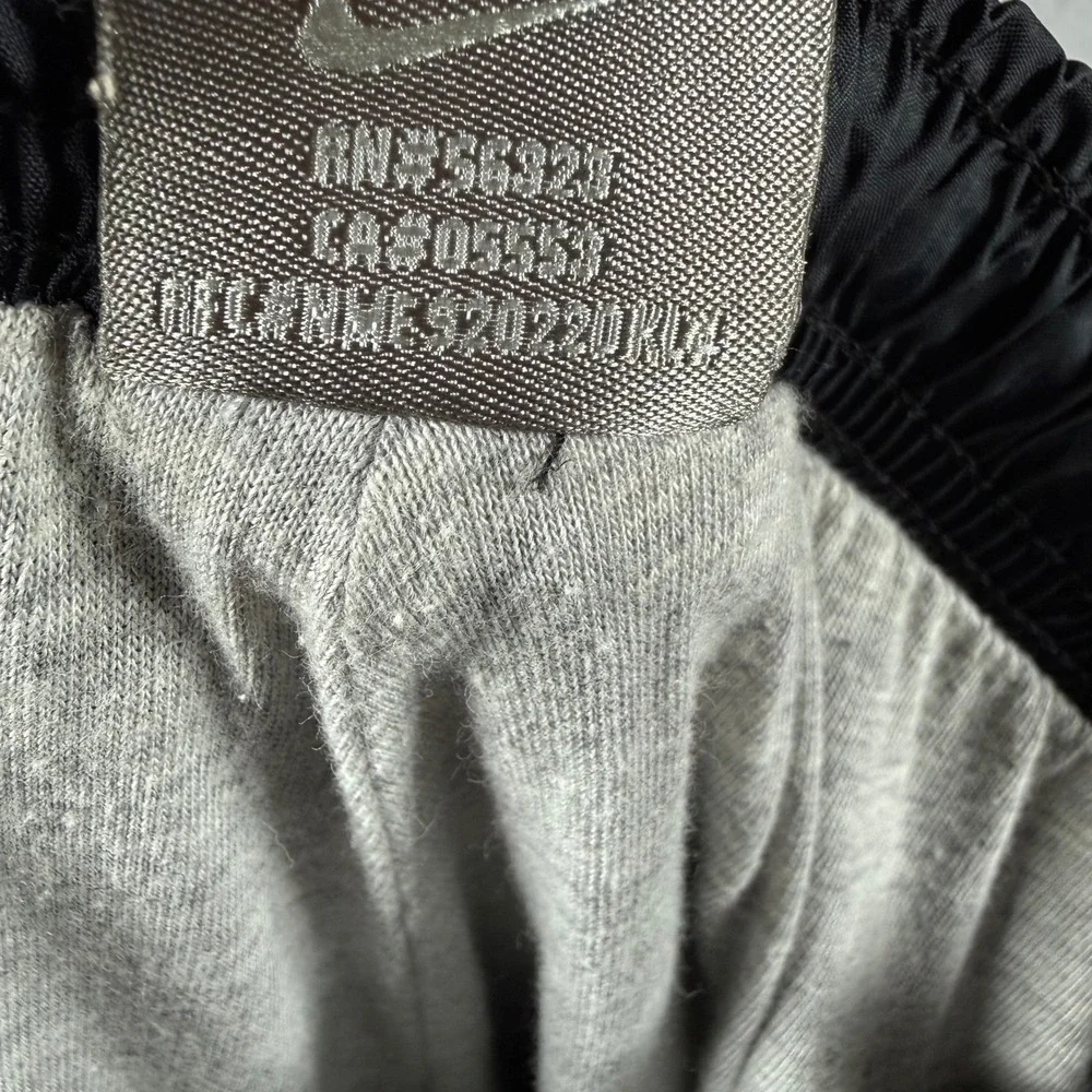 Nike fits 32x31